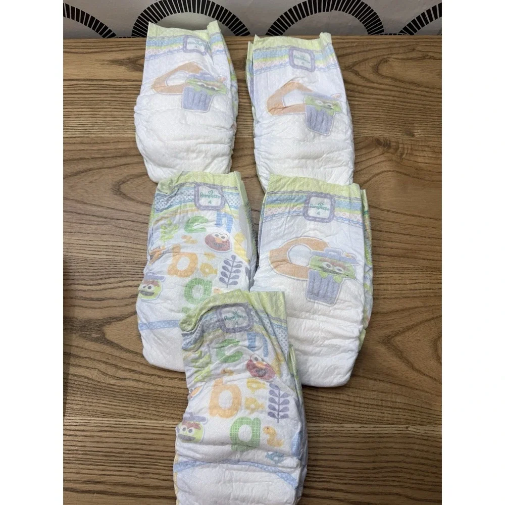 Vintage 2013 Pampers‎ Cruisers Size 4 Diapers Sesame Street Lot of 5